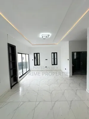 1bdrm Shared Apartment in Ologolo, Lekki for rent