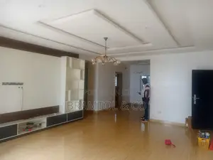 3bdrm Block of Flats in Plus Bq, Wuye for rent