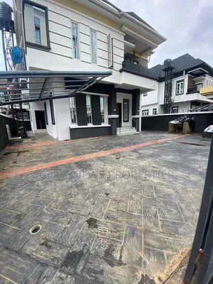 5bdrm Duplex in Ikota, Lekki County for rent