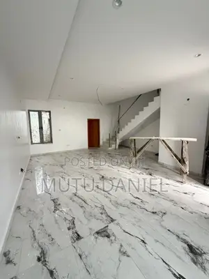 4bdrm Townhouse / Terrace in Jabi for rent