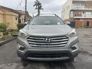 Hyundai Santa Fe Limited 4dr SUV AWD (3.3L 6cyl 6A) 2015 Silver
