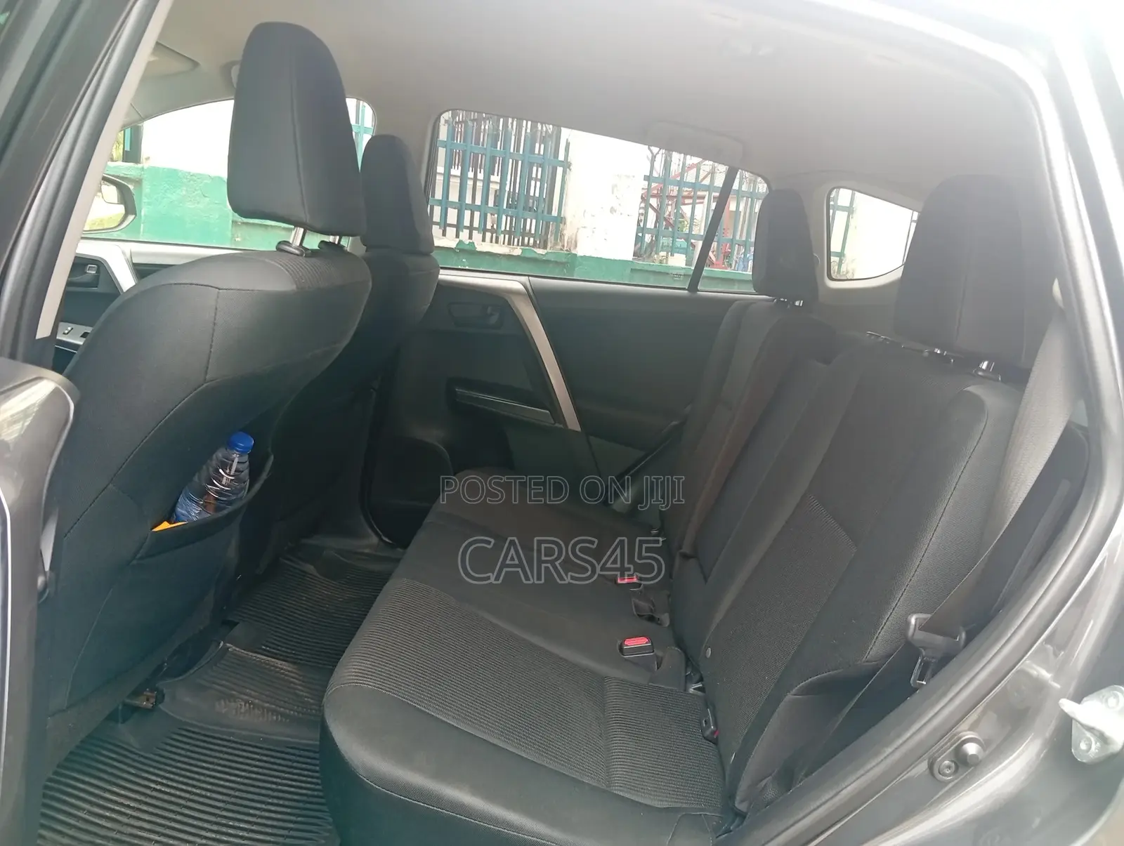 Toyota RAV4 2017 Gray