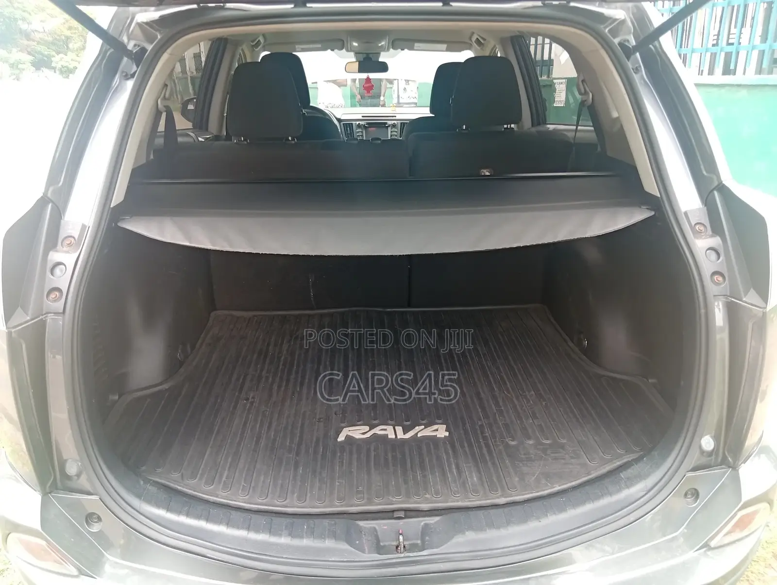 Toyota RAV4 2017 Gray