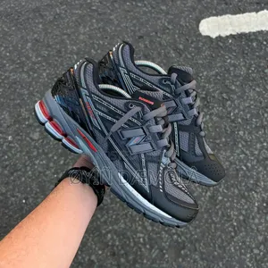 New Balance Sneakers