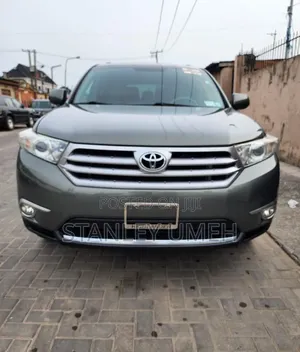 Toyota Highlander Limited 2012 Green