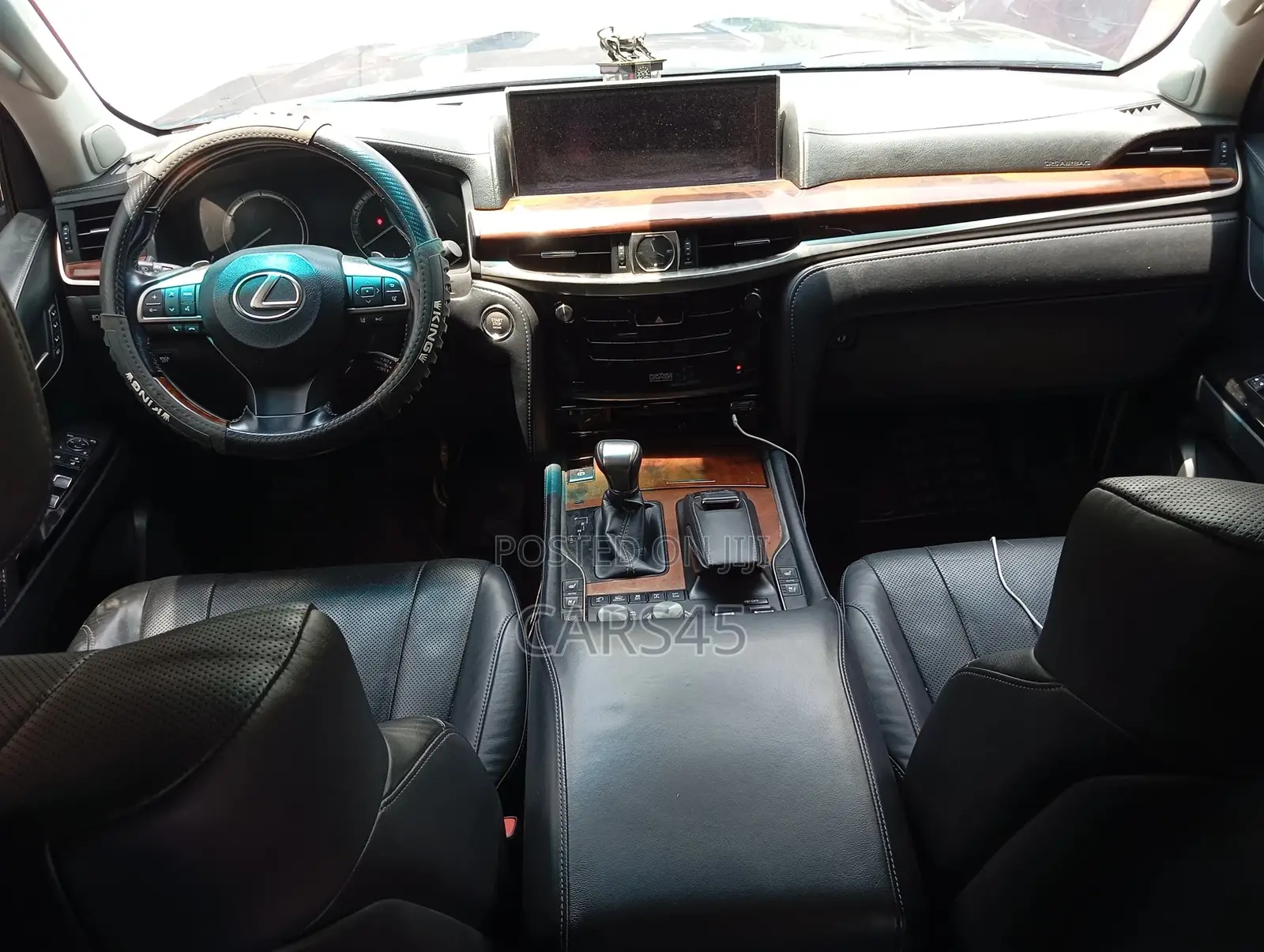 Lexus LX 2017 Black