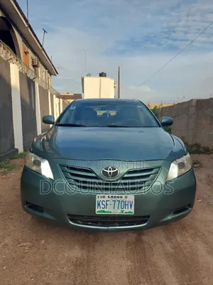 Toyota Camry LE 4dr Sedan (2.4L 4cyl 5A) 2009 Green