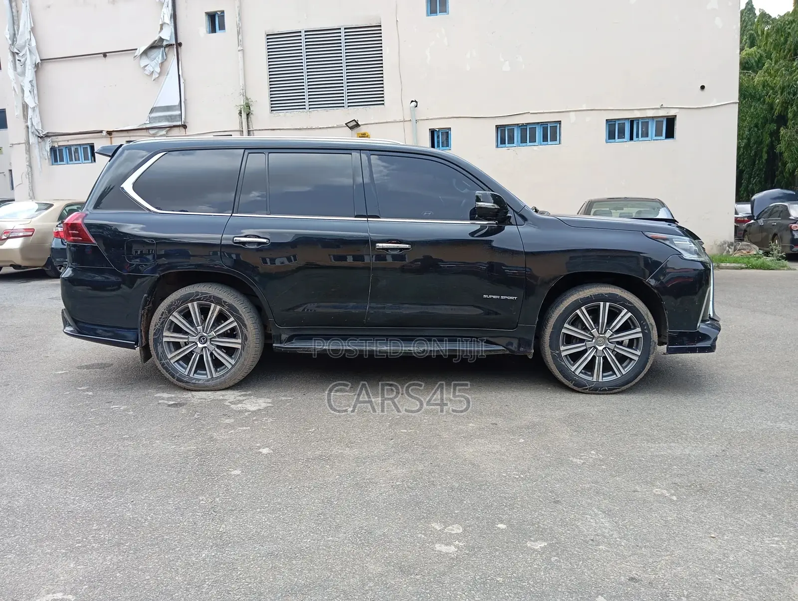 Lexus LX 2017 Black