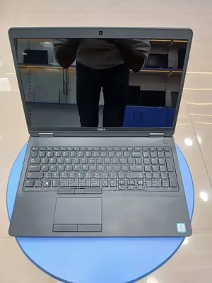 Laptop Dell Precision 3510 8GB Intel Core i5 SSD 256GB