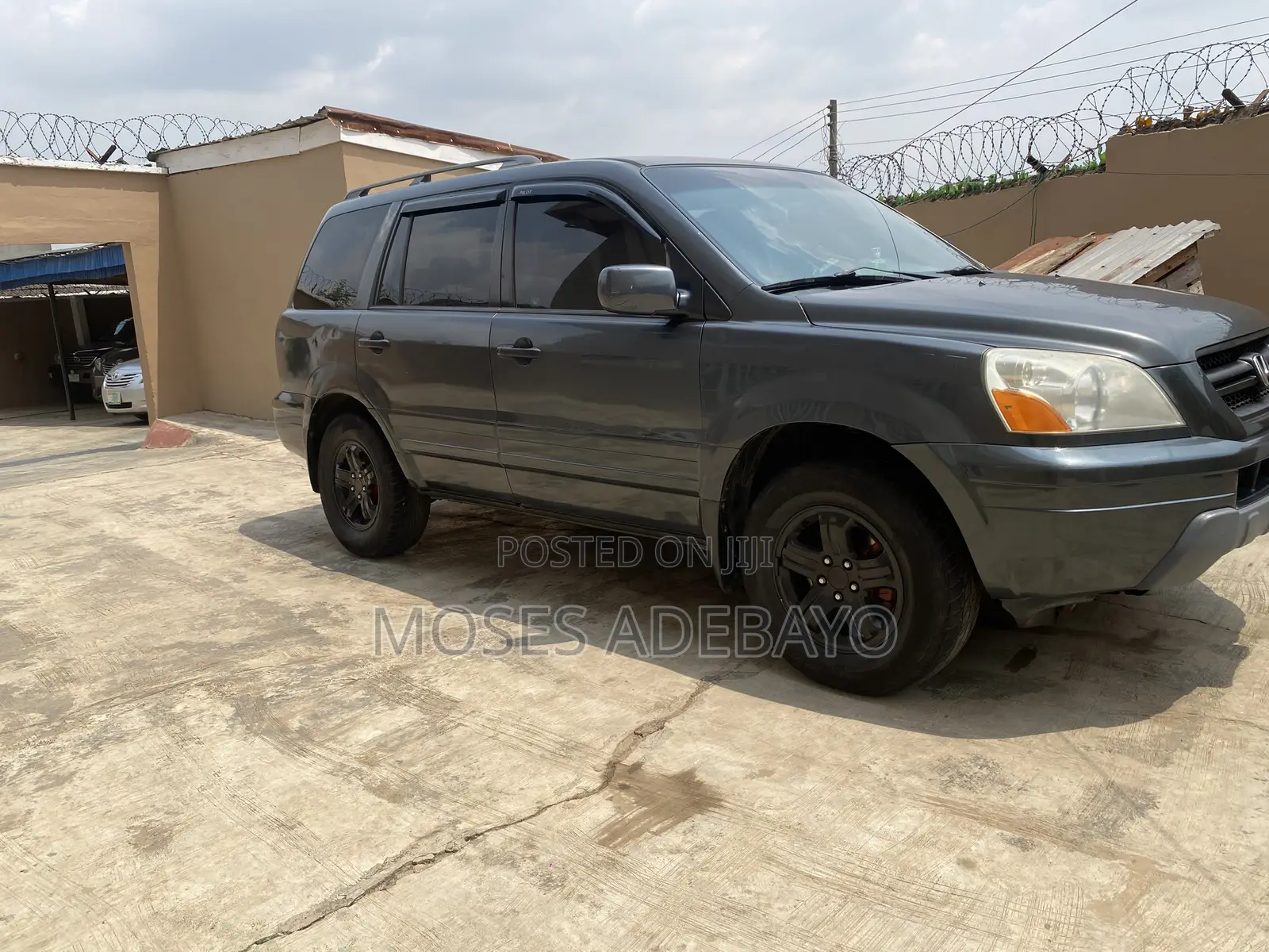 Honda Pilot 2004 Gray
