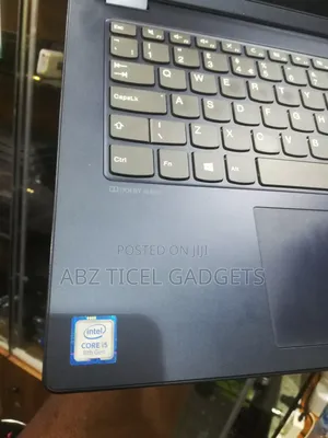 Laptop Lenovo IdeaPad 330C 8GB Intel Core i5 SSD 256GB