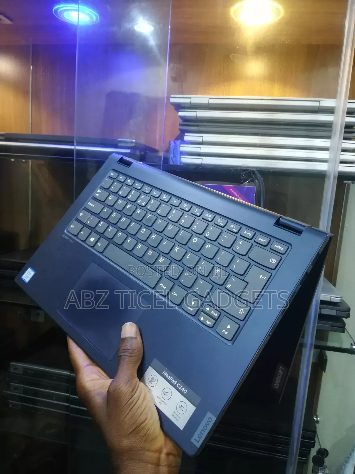 Laptop Lenovo IdeaPad 330C 8GB Intel Core i5 SSD 256GB