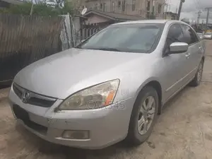 Honda Accord 2007 Silver
