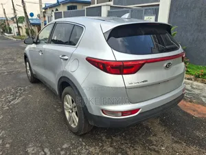 Kia Sportage LX 4dr SUV (2.4L 4cyl 6A) 2017 Silver
