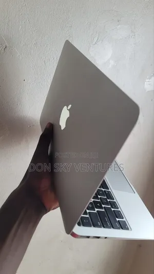Laptop Apple MacBook Air 2014 4GB Intel Core i5 SSD 128GB