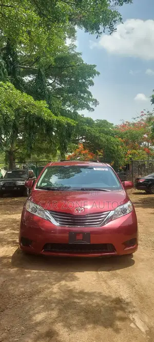 Toyota Sienna LE 8 Passenger 2012 Red
