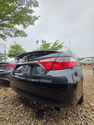 Toyota Camry SE 4dr Sedan (2.5L 4cyl 6A) 2016 Black