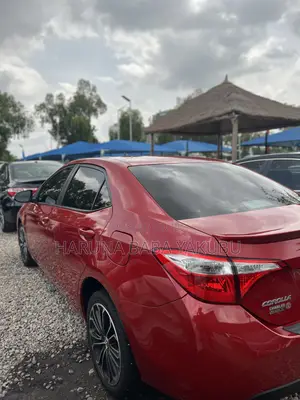 Toyota Corolla S 4dr Sedan (1.8L 4cyl CVT) 2014 Red