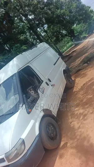 Ford Transit 2002 White