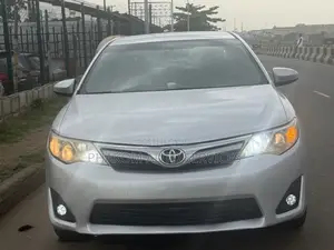 Toyota Camry LE 4dr Sedan (2.5L 4cyl 6A) 2014 Silver