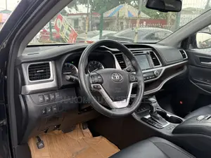 Toyota Highlander Limited Platinum V6 4x4 (3.5L 6cyl 6A) 2016 Black