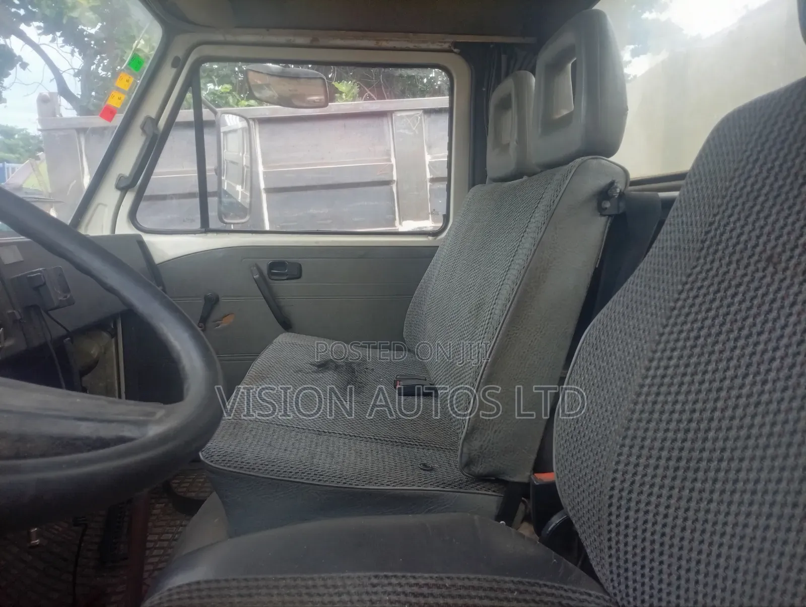 Manvolks Truck