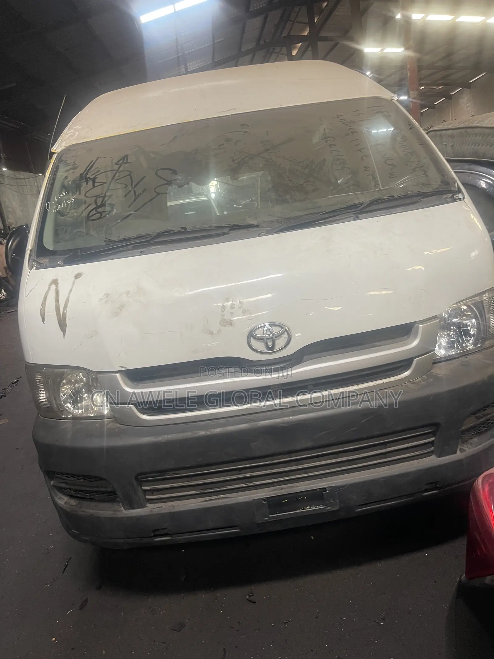 Toyota HiAce 2022 Silver