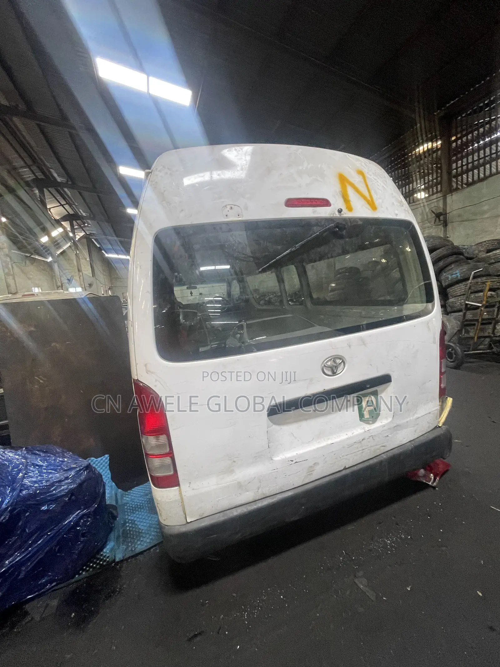 Toyota HiAce 2022 Silver
