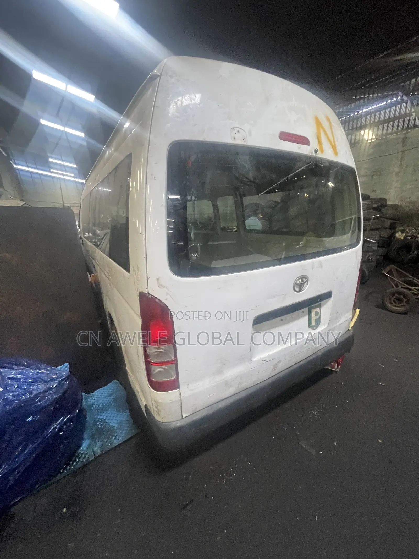 Toyota HiAce 2022 Silver
