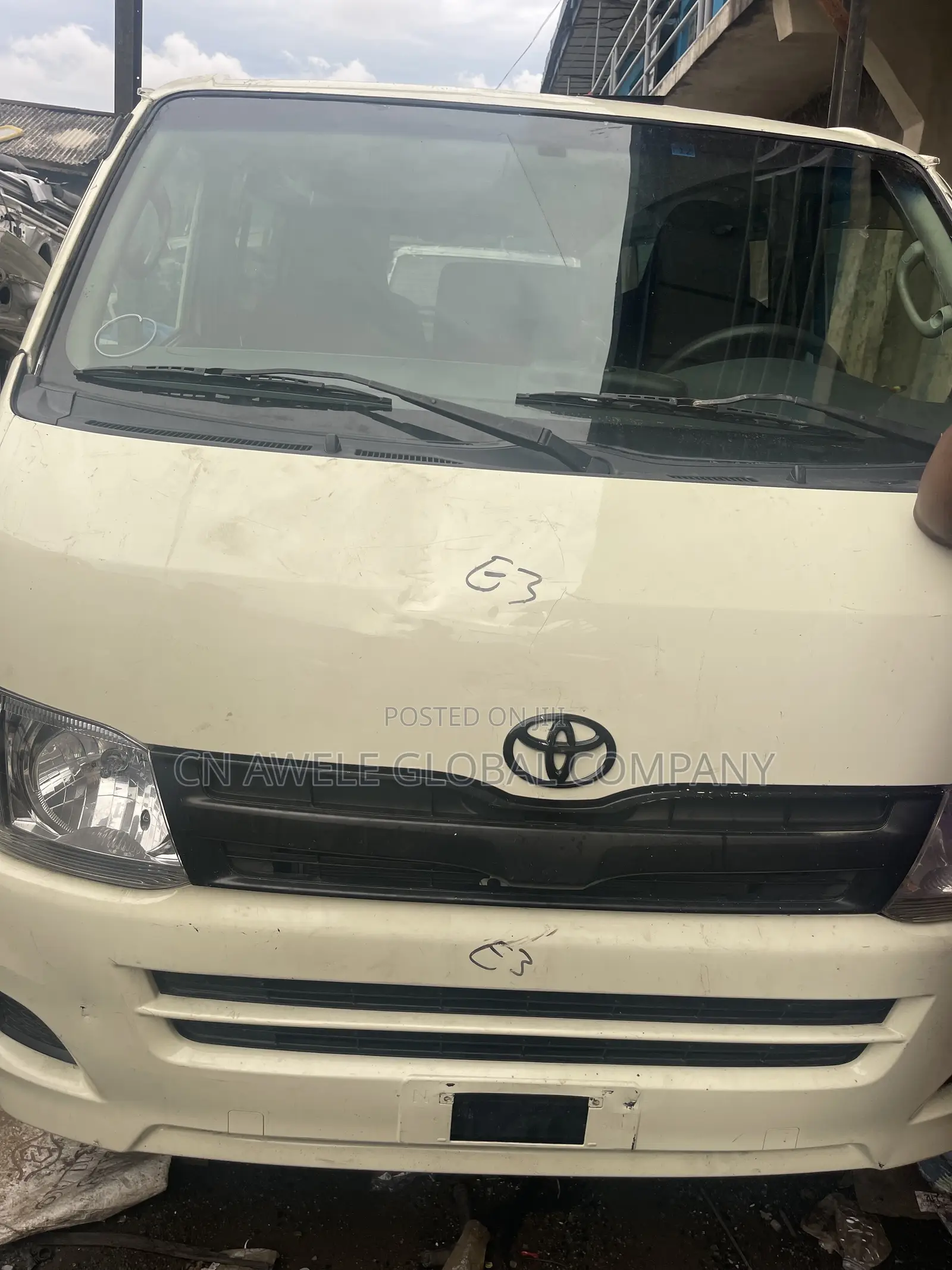 Toyota HiAce 2024 Beige