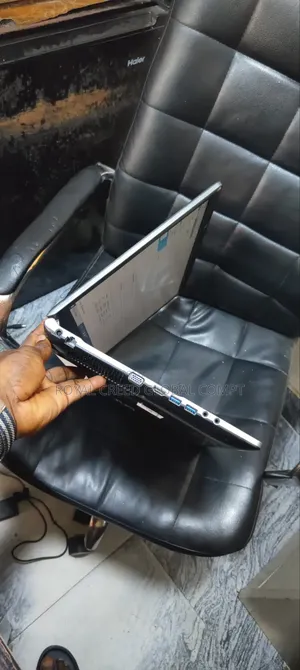 Laptop Samsung NP550P7C 16GB Intel Core i7 HDD+SSD 500GB