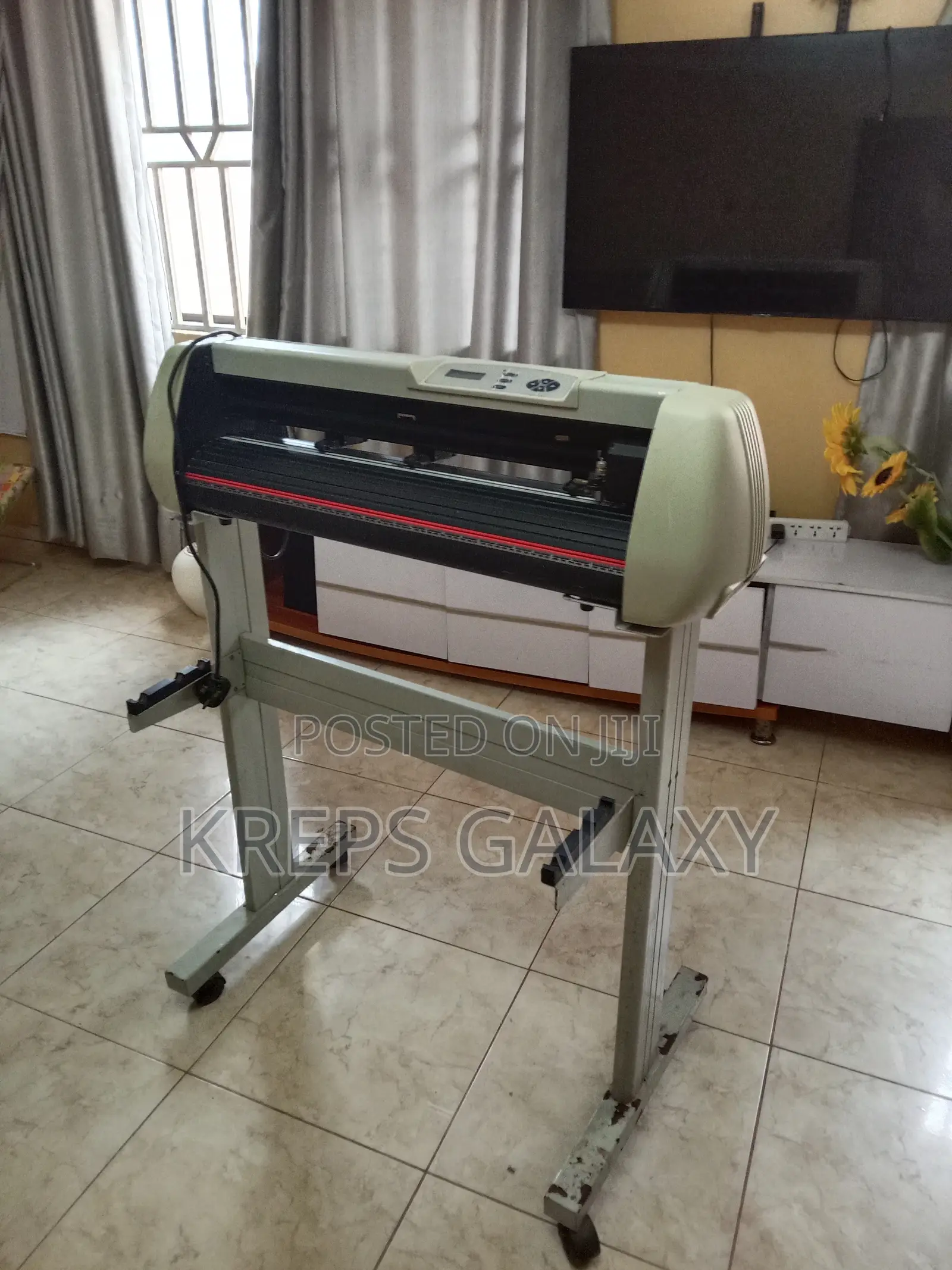 Cutting Plotter