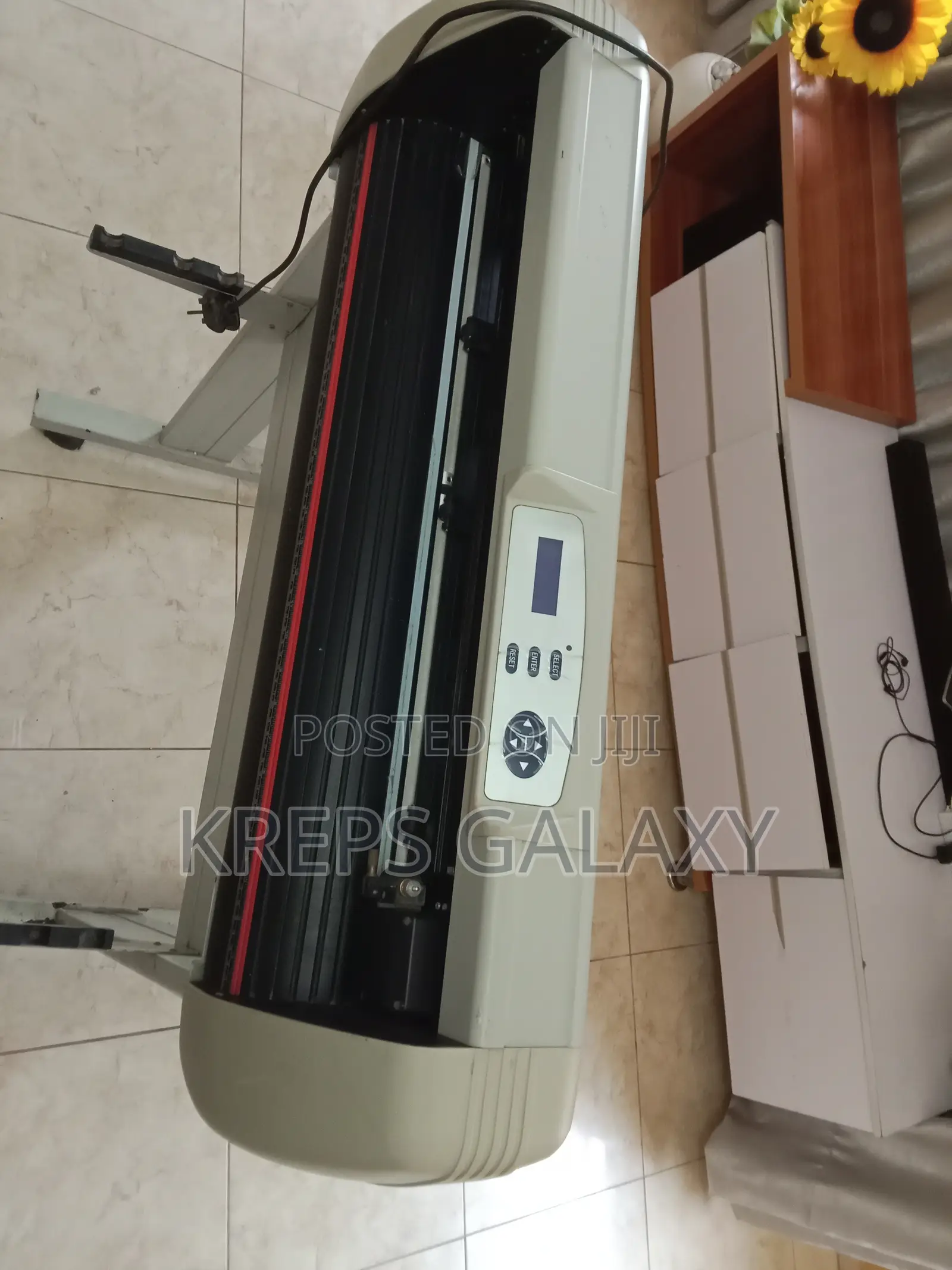Cutting Plotter