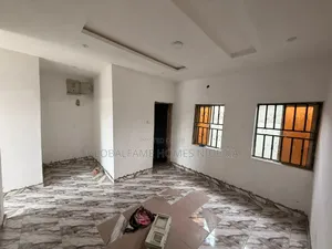 1bdrm Block of Flats in Elemoro for rent