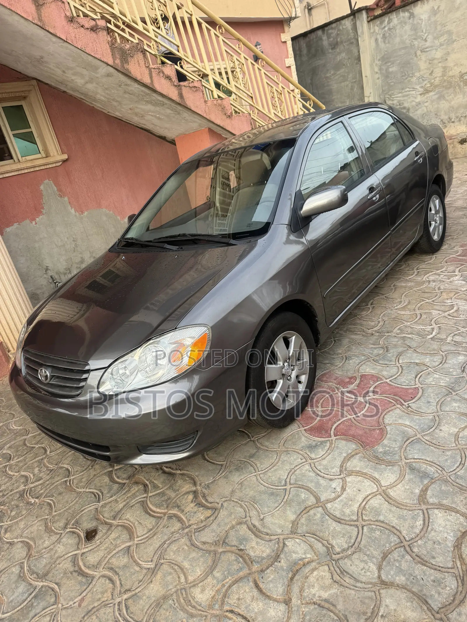 Toyota Corolla LE 2004 Gray
