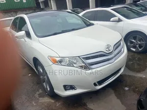 Toyota Venza XLE 2014 White