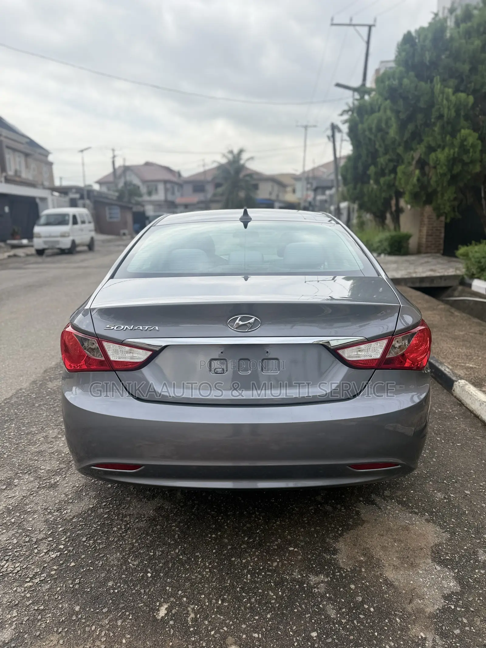 Hyundai Sonata 2010 Gray