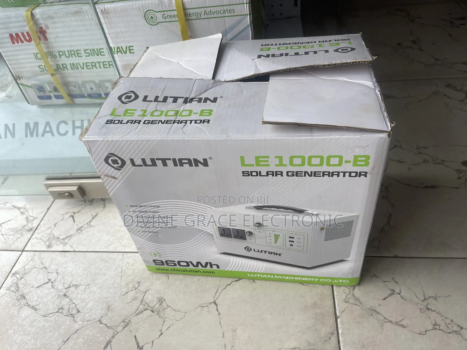 Brand New 960watts Lutian Solar Generator
