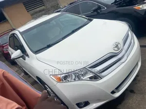 Toyota Venza LE 2012 White
