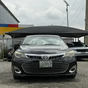 Toyota Avalon XLE 4dr Sedan (3.5L 6cyl 6A) 2014 Black