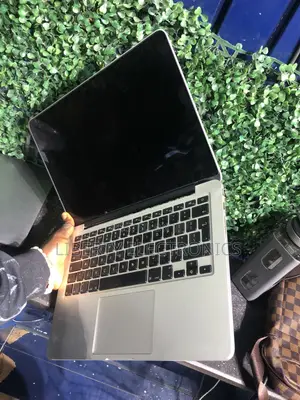 Laptop Apple MacBook Pro 2013 8GB Intel Core i5 SSD 256GB