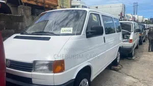 Volkswagen Transporter 2005 White
