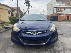 Hyundai Elantra Limited 4dr Sedan (1.8L 4cyl 6A) 2014 Blue