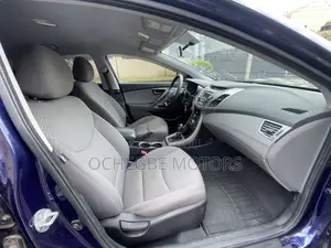Hyundai Elantra Limited 4dr Sedan (1.8L 4cyl 6A) 2014 Blue