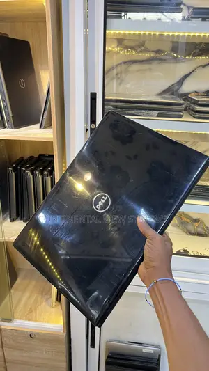 Laptop Dell Inspiron 15 5558 8GB Intel Core i3 HDD 500GB