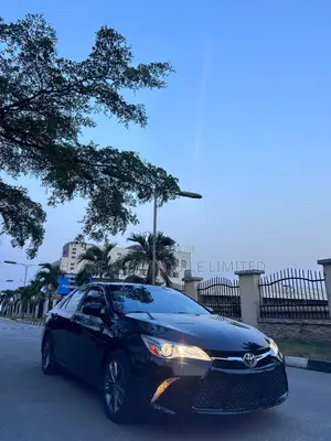 Toyota Camry 2016 Black
