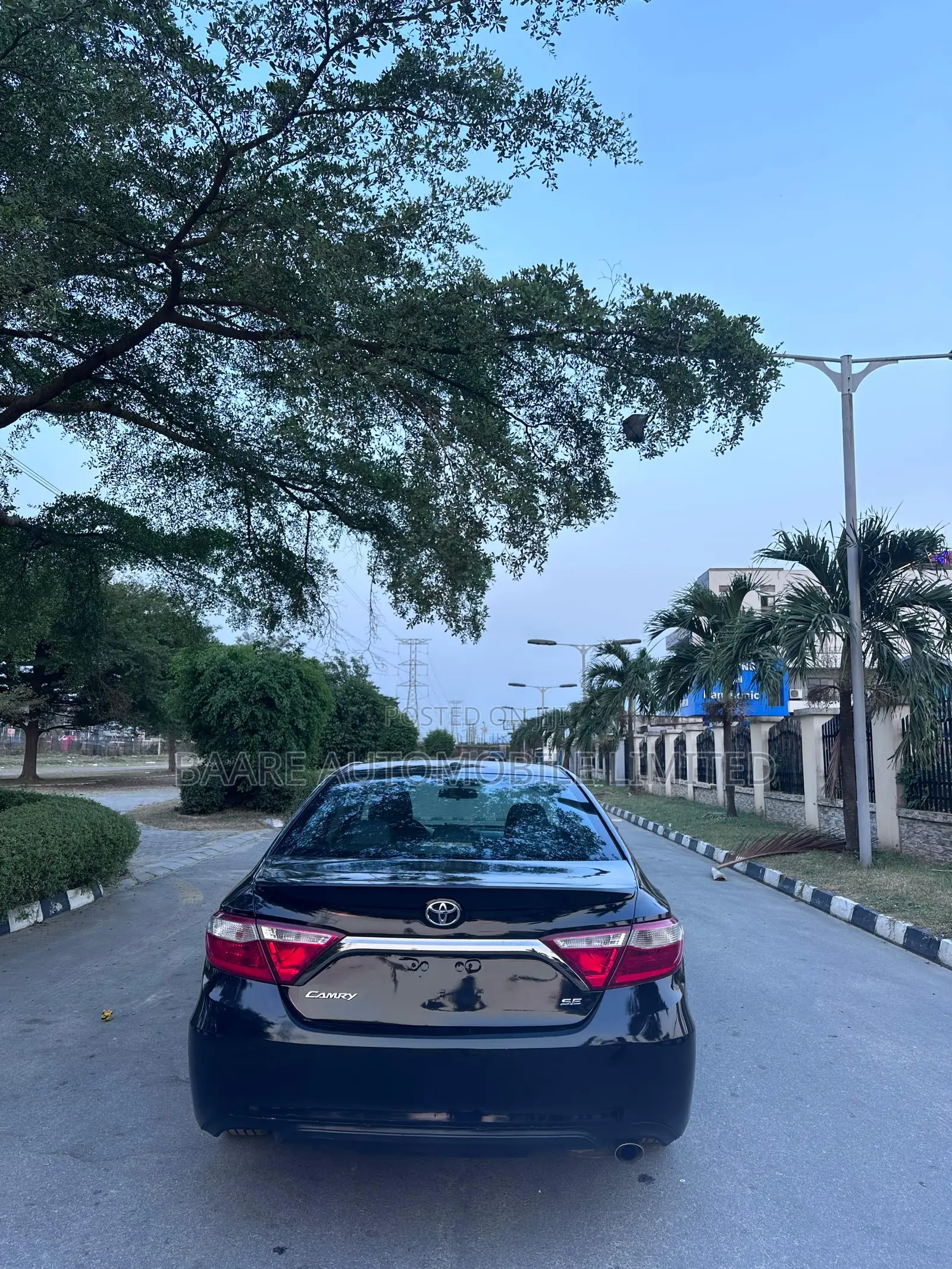 Toyota Camry 2016 Black