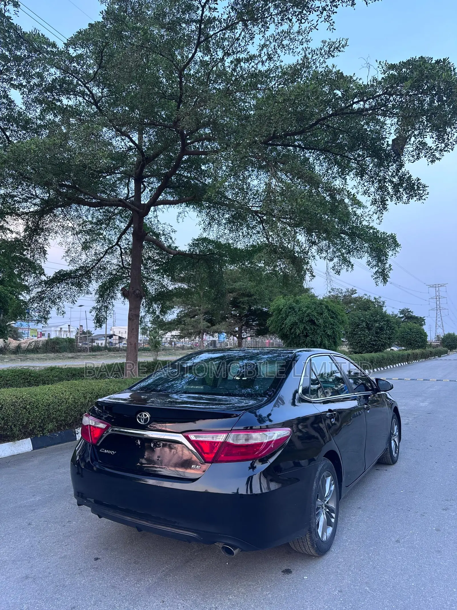 Toyota Camry 2016 Black