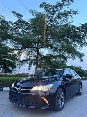Toyota Camry 2016 Black