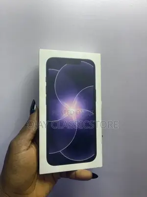 New Apple iPhone 17e 256 GB Black